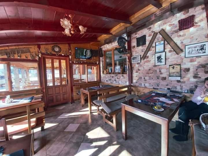 Hotel Lovac Žabljak Esterno foto