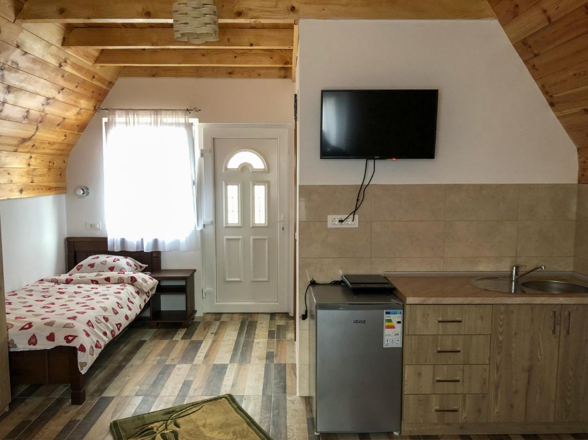 Hotel Lovac Žabljak Esterno foto
