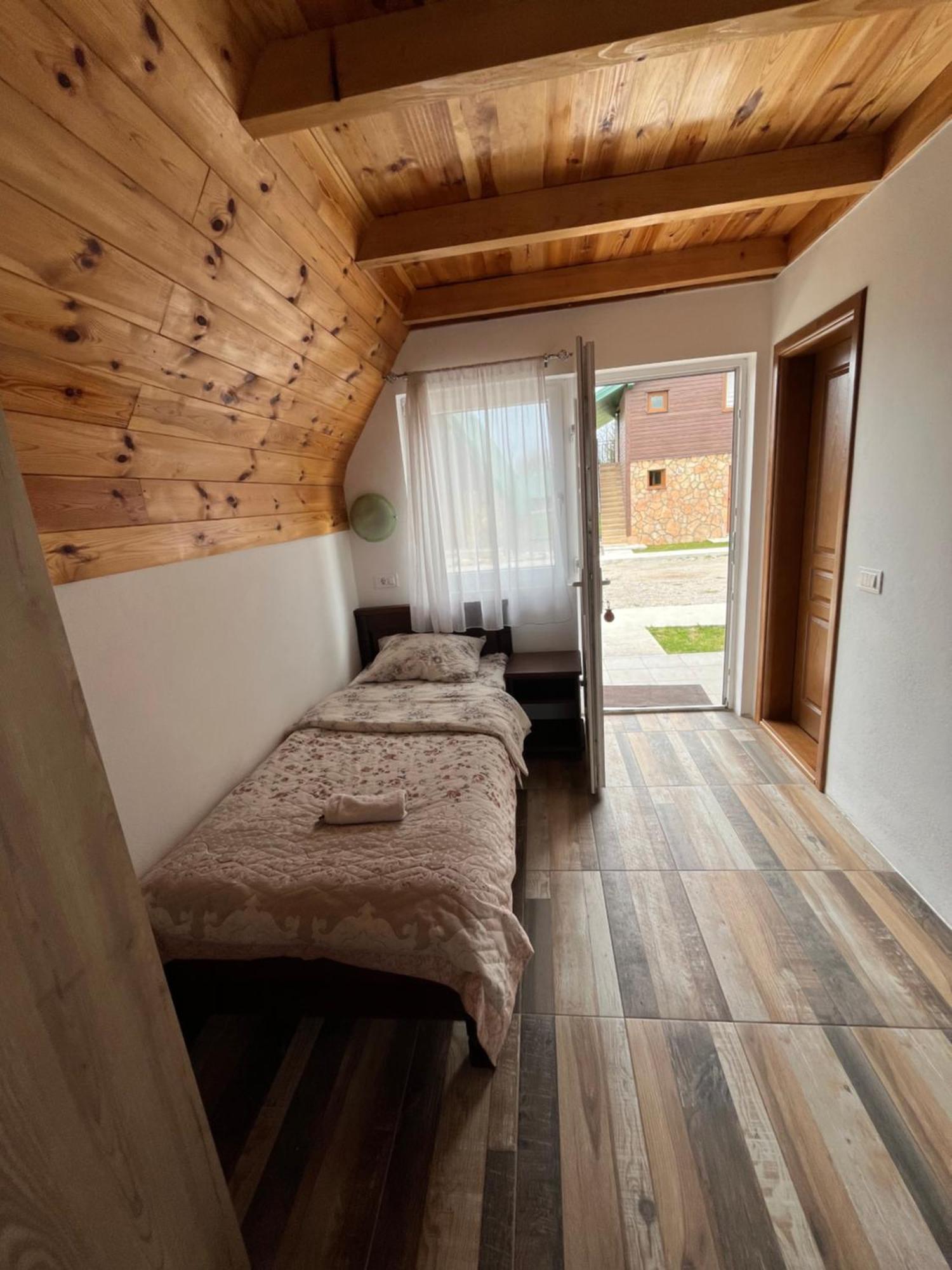 Hotel Lovac Žabljak Esterno foto
