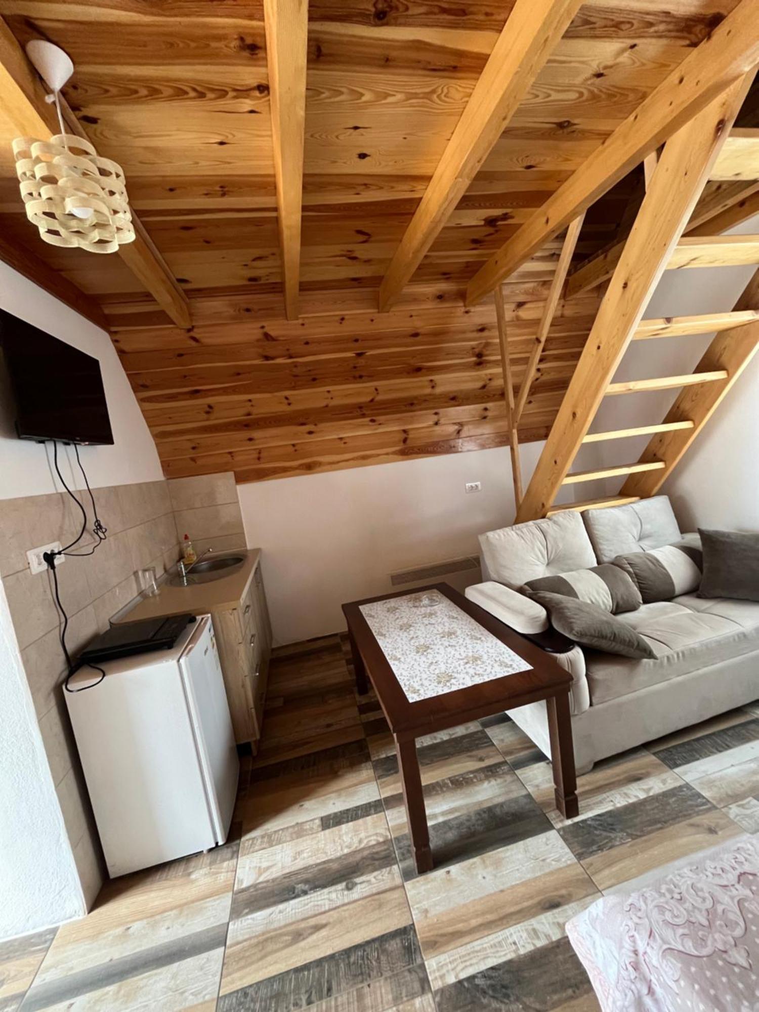 Hotel Lovac Žabljak Esterno foto