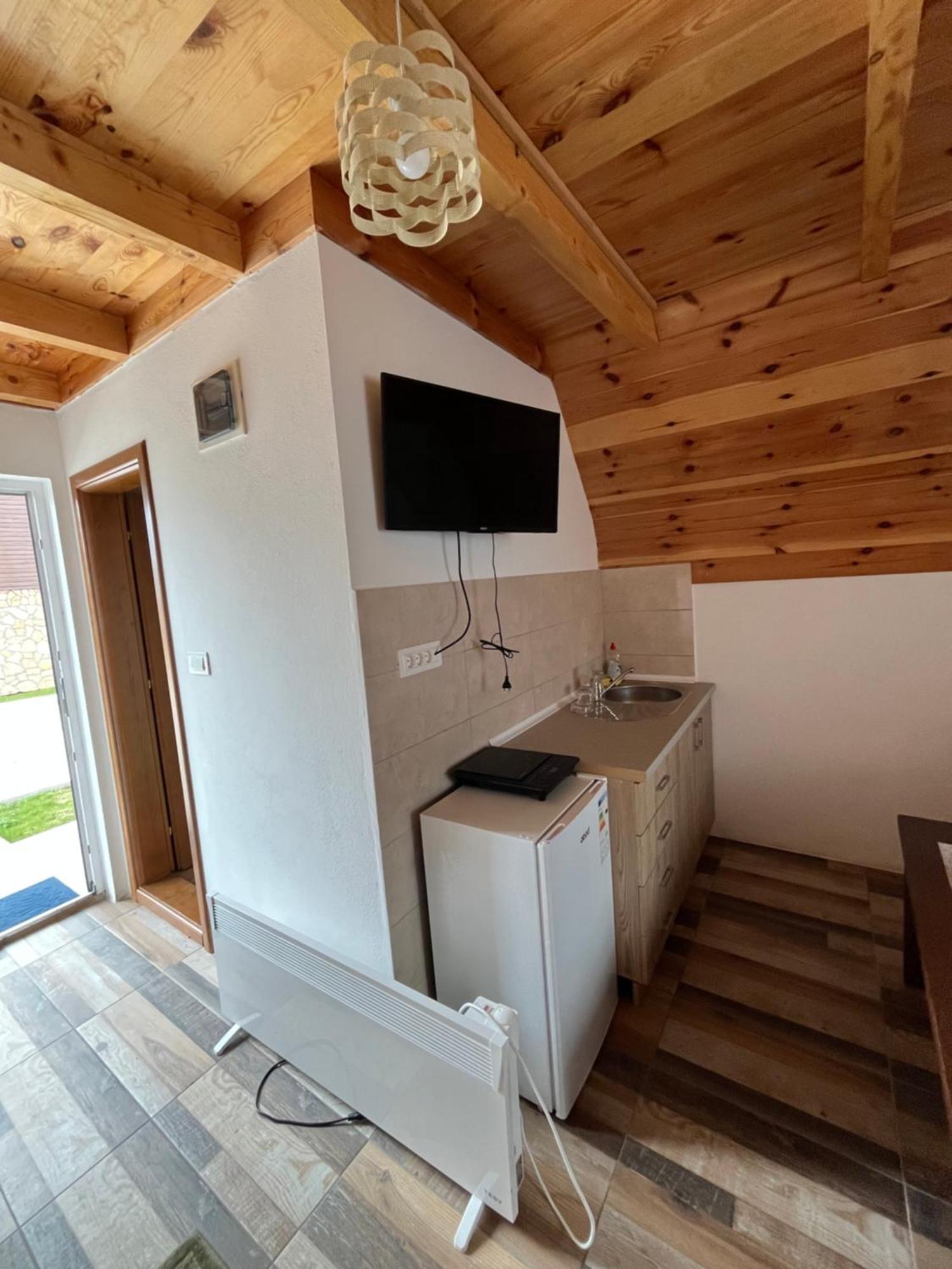 Hotel Lovac Žabljak Esterno foto