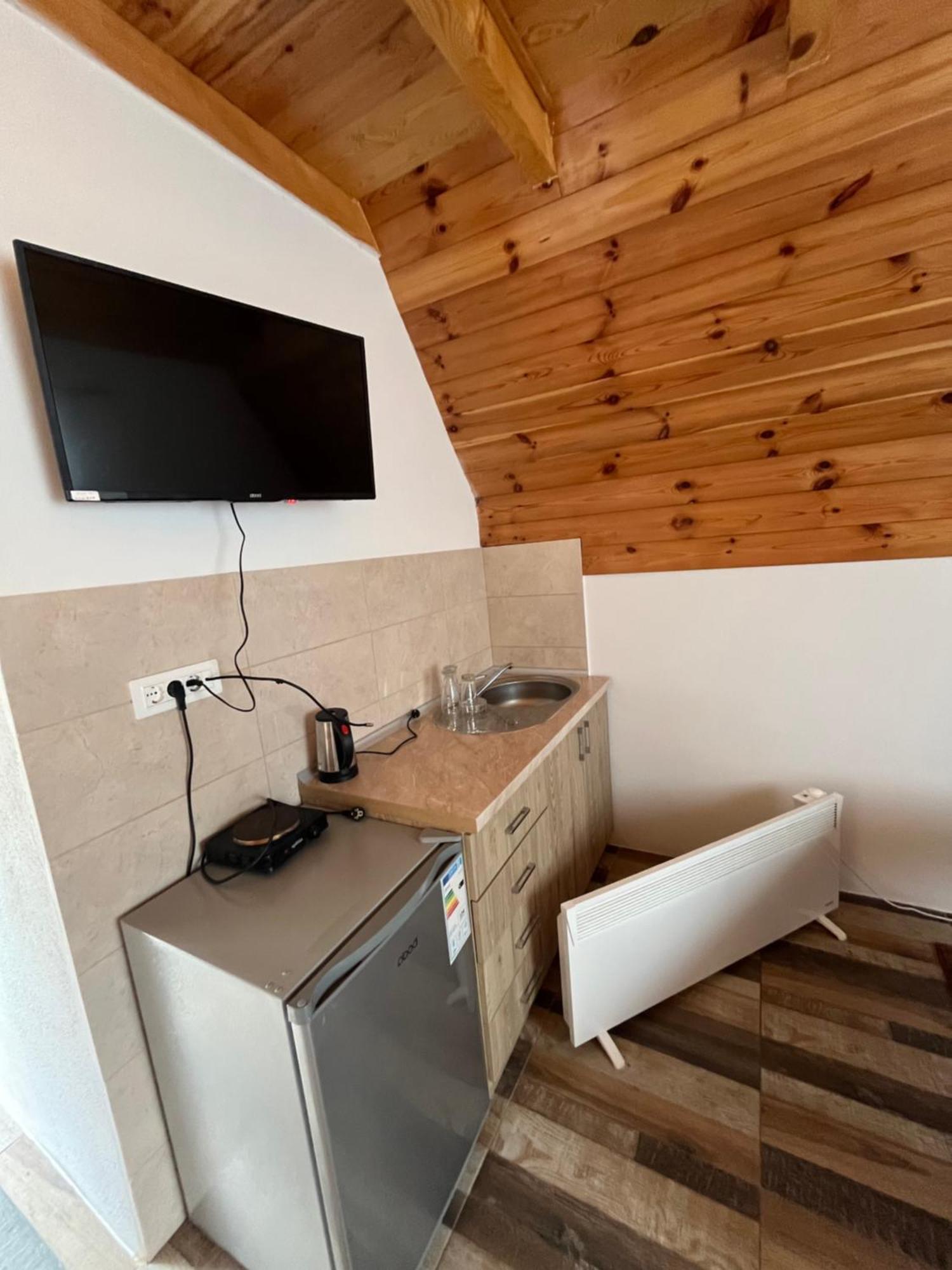 Hotel Lovac Žabljak Esterno foto