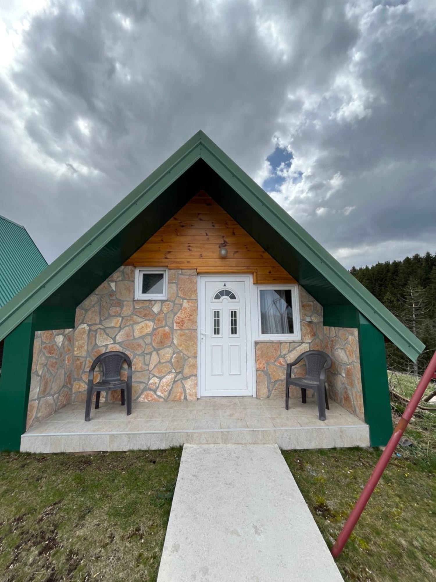 Hotel Lovac Žabljak Esterno foto