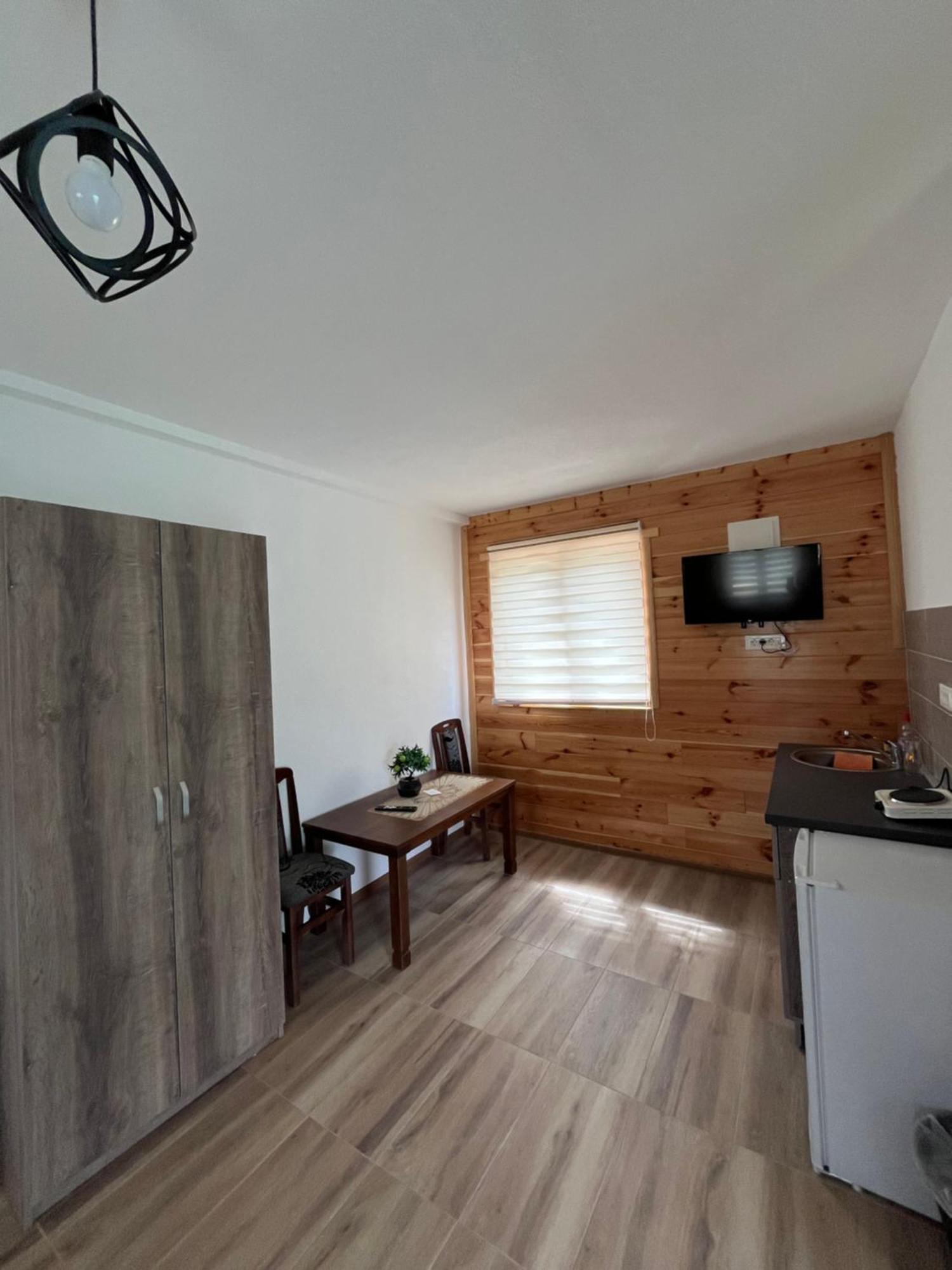 Hotel Lovac Žabljak Esterno foto